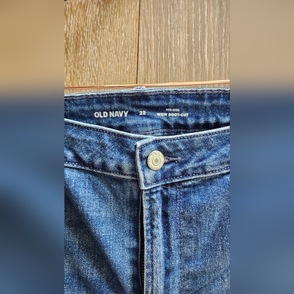Old Navy Womens Boot Cut Relaxed Fit Denim Jeans - Medium Blue - Picture 3 of 4